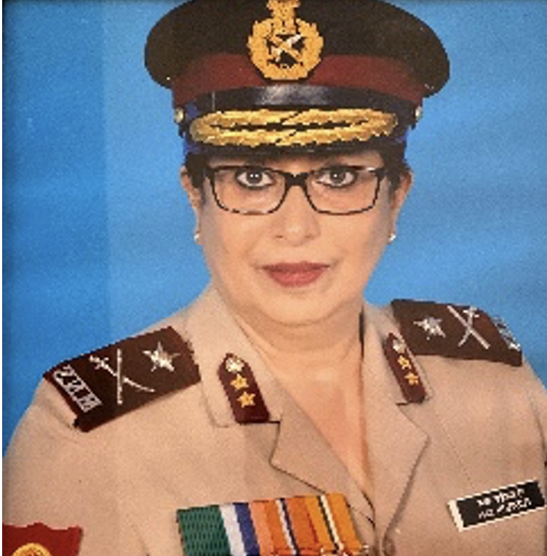 Maj Gen Elizabeth John